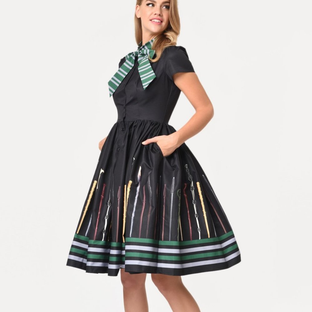 ISO Slytherin Wand Dress by Unique Vintage 2XL 18 - Picture 2 of 3